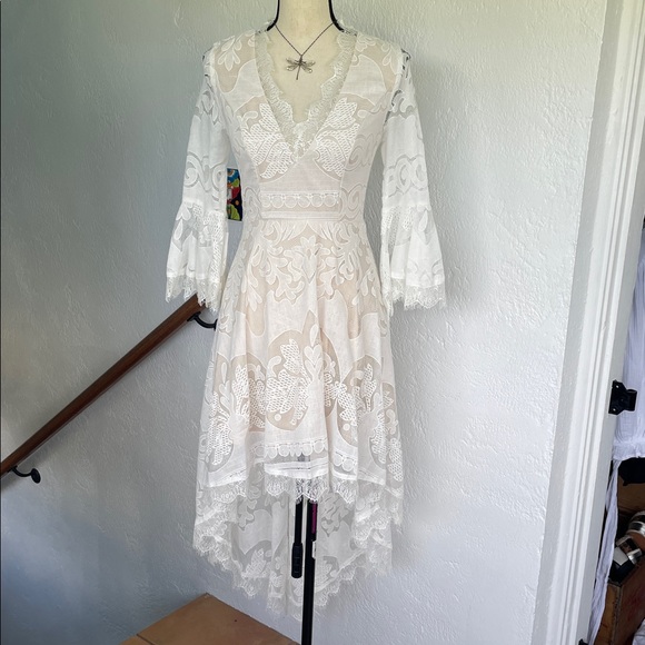 here comes the sun Dresses & Skirts - Here Comes The Sun NWOT High Low Lace Dress Boho Small